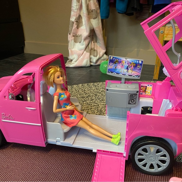 Barbie Pink Toy Camper Van - Picture 2 of 2
